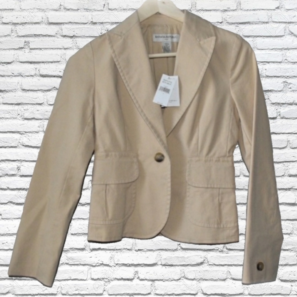 Banana republic Tan button blazer
